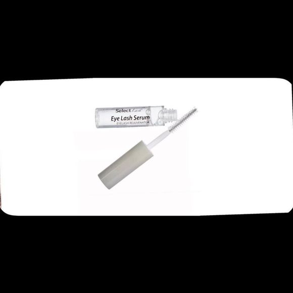 - EYELASH and Eyebrow Serum - Picture 5 of 7